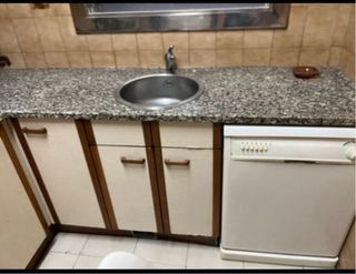 armarios y encimera granito