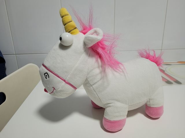 Peluche de unicornio.