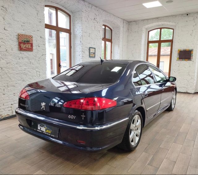 Peugeot 607 2008