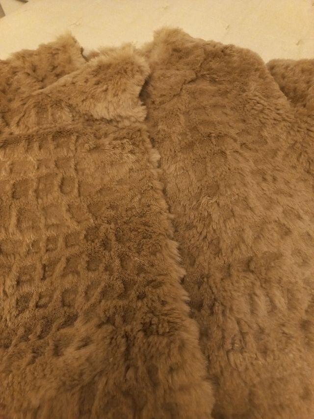 Abrigo de piel de conejo rasurado