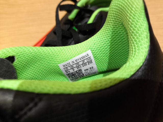 Botas de fútbol niño 35