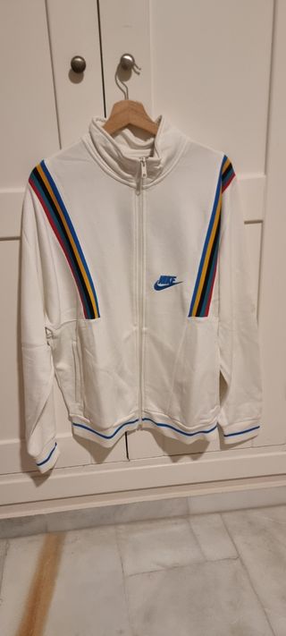 Chaqueta Nike