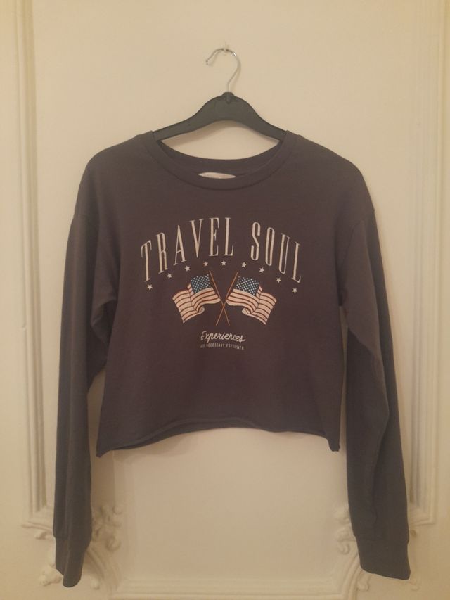 Sudadera Mango gris.Travel Soul.Crop.