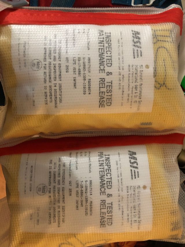 Chaleco emergencia avion