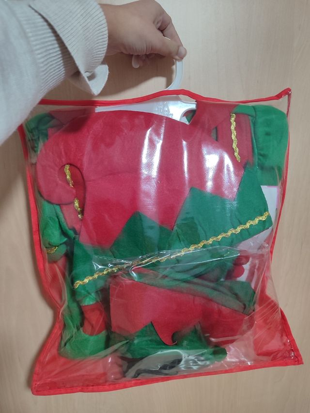 Disfraz elfa + regalo