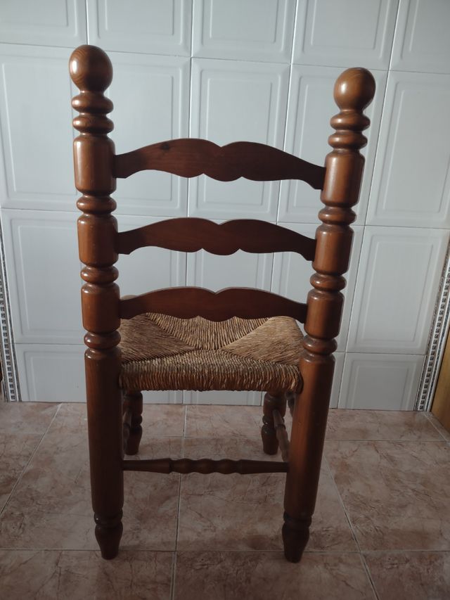 Sillas madera maciza