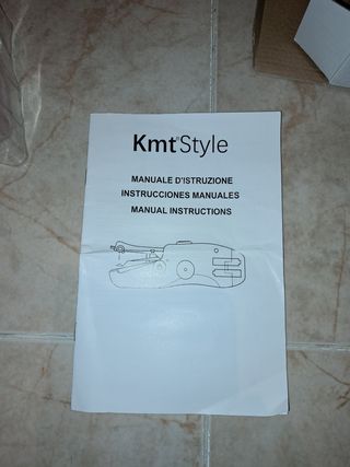 Mini maquina de coser