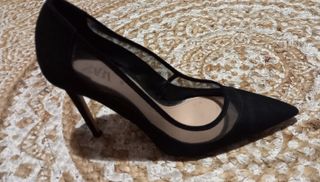 Tacones salón N°38 Zara (Precio No Negociable)