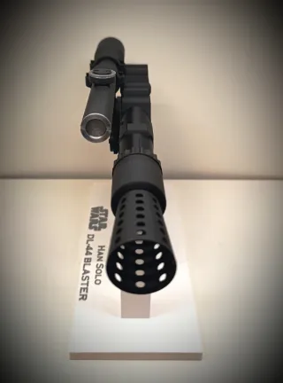 BLASTER DL-44 HAN SOLO STAR WARS