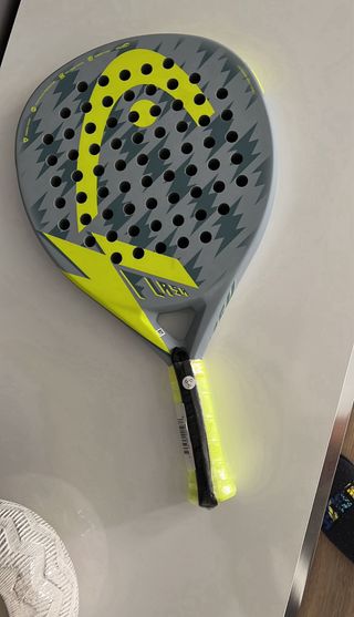 PALA DE PADEL