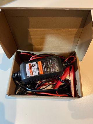 Caricabatteria moto smart portatile 12v 800ma