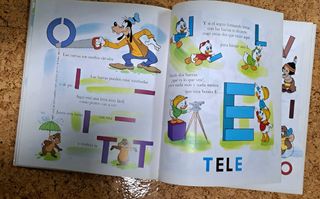 ABC Disney (Álbumes Disney) (Spanish Edition)