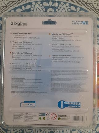 PRECINTADO.Juego wii-U:Mad Tracks+2 Volantes NUEVO