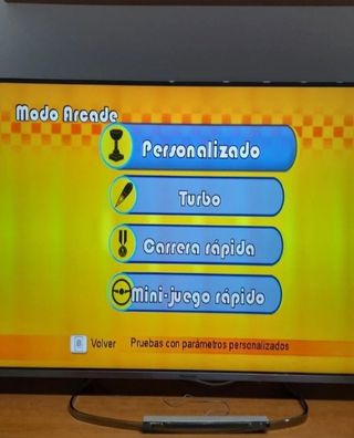 PRECINTADO.Juego wii-U:Mad Tracks+2 Volantes NUEVO