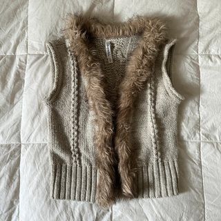 y2k cable knit fur vest