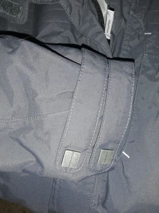 Chaquetón Quechua grande. Nuevo