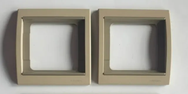 Niessen Olas Arena. (Marcos e tampas)