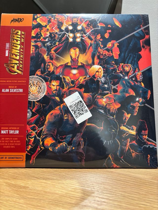 Avengers Vinilo Infinity War Mondo