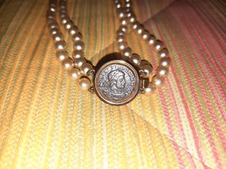 Collana di perle da donna
