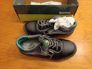 Zapato seguridad T44