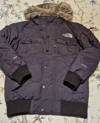 CHAQUETA THE NORTH FACE. TALLA S
