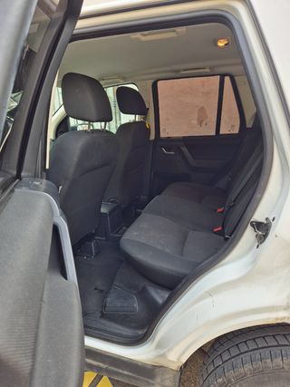 Land Rover Freelander 2013