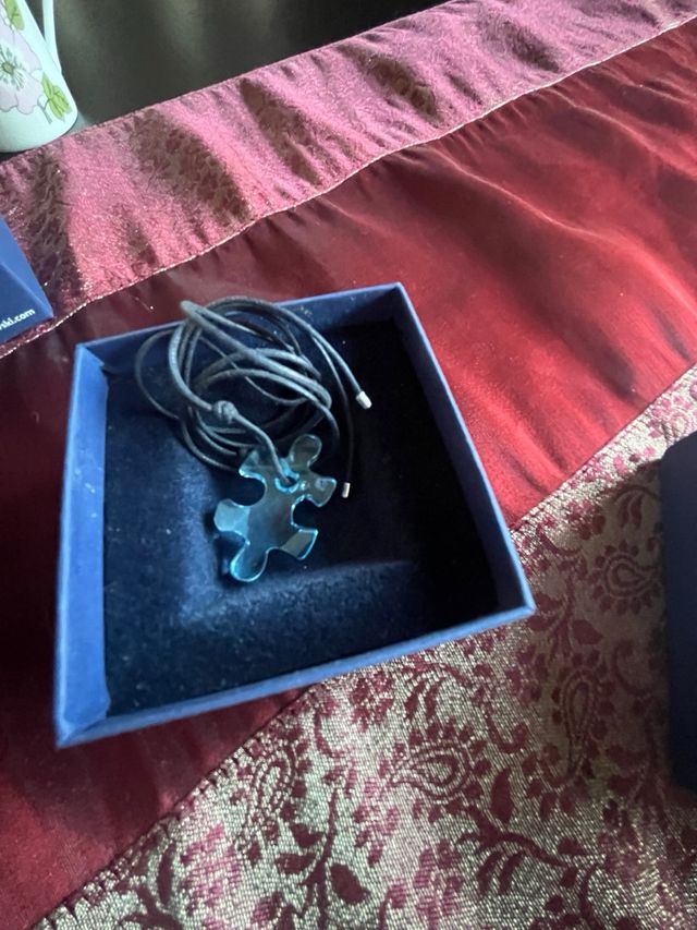 swarovki collana ciondolo forma di putzle