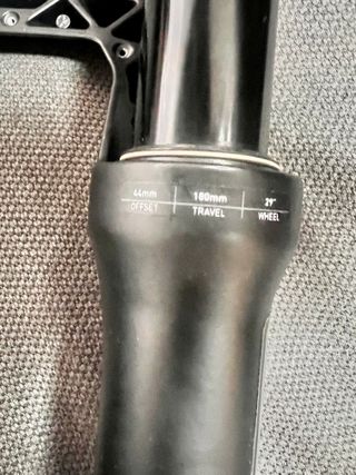 RockShox ZEB RC2 29" 180mm 1.8"