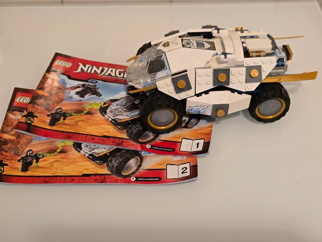 LEGO Ninjago 70588 (Sin Minifiguras) *Como Nuevo*