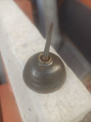 Aceitera maquina de coser antigua