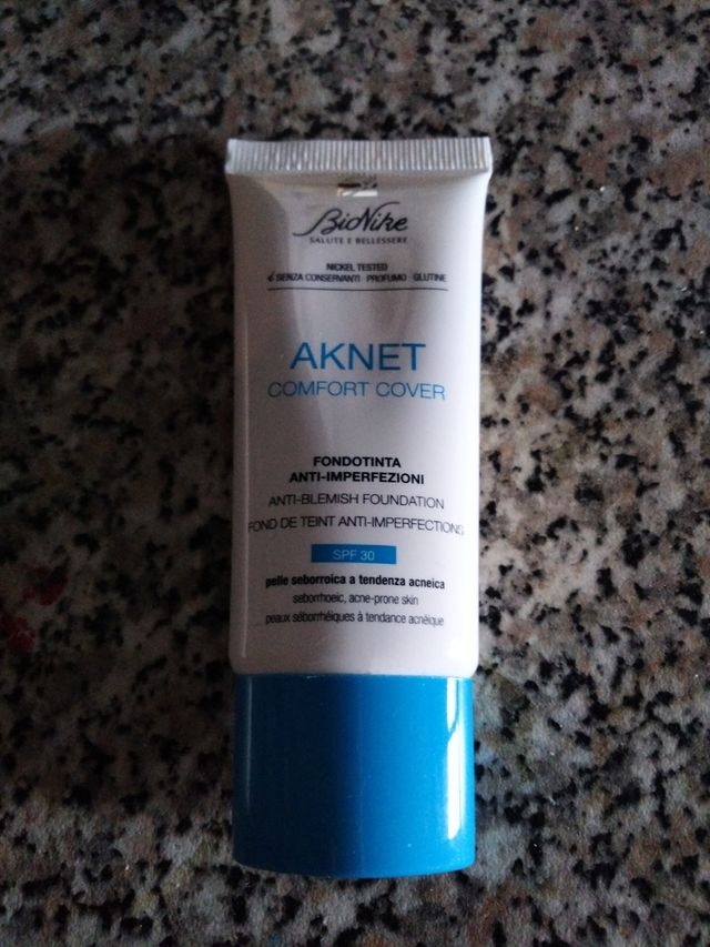 Fondotinta bionike anti-imperfezioni