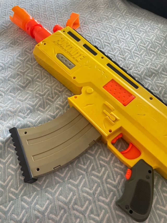 Scarf legendaria Nerf Fornite