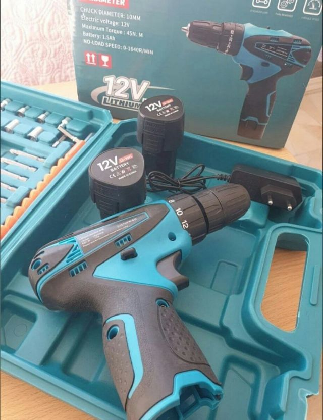 Trapano avvitatore 12V (2 batterie)