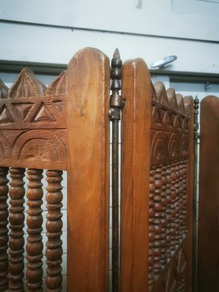 Antiguo biombo madera. Hrande