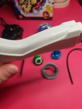 Beyblade Xeno Xcalibur M.I Top Cyclone Attack