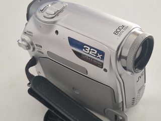 JVC gr-d340e mini dv