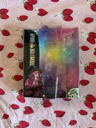 Caja muñeca monster high Draculaura