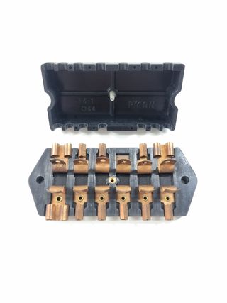 Caja fusibles SEAT 600