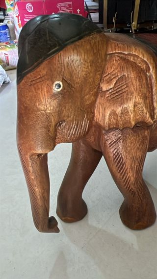 FIGURA ELEFANTE TALLADA MADERA