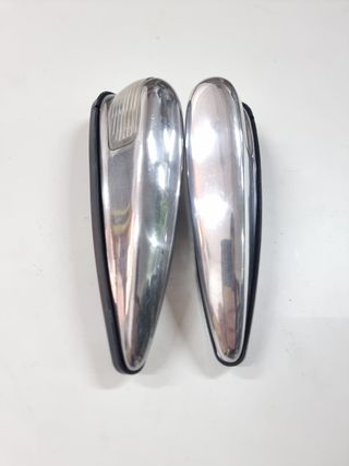 Pareja pilotos intermitentes aleta SEAT 600 N 