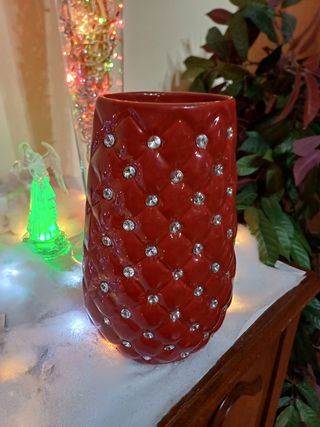 Vaso rosso lucido con strass. 