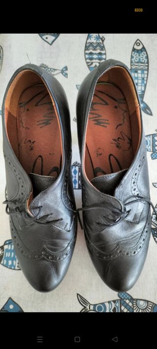 Zapatos oxford tacón 40