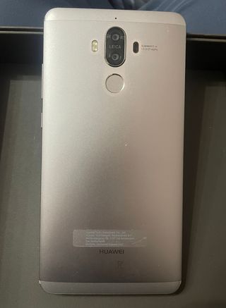 TELÉFONO MÓVIL