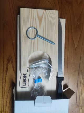 Jamonero con cuchillo