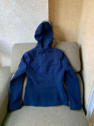 Abrigo azul marino de Stradivarius