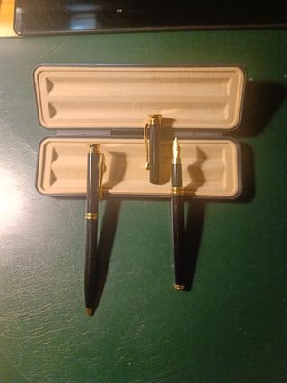 Juego de bolígrafo y pluma estilo