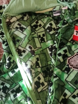 Pijama- mono cómo nyevo de MINECRAFT