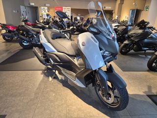 Yamaha XMAX 125 TECH MAX