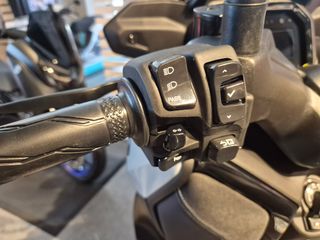 Yamaha XMAX 125 TECH MAX