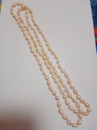Collar de perlas de río están perfectas